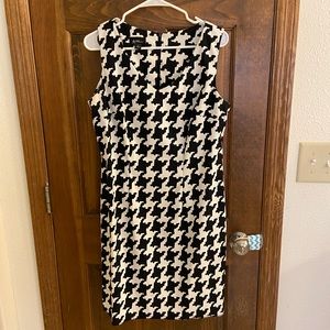 Black and white Houndstooth sheath dress